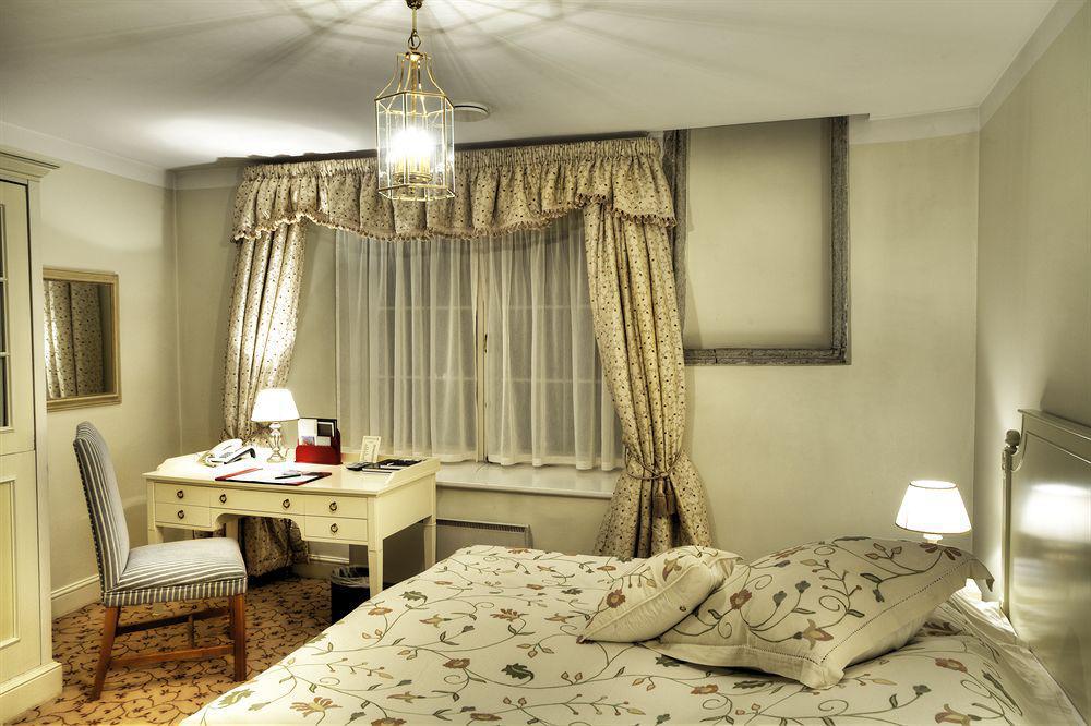 Schlossle Hotel - The Leading Hotels Of The World Tallinn Room photo